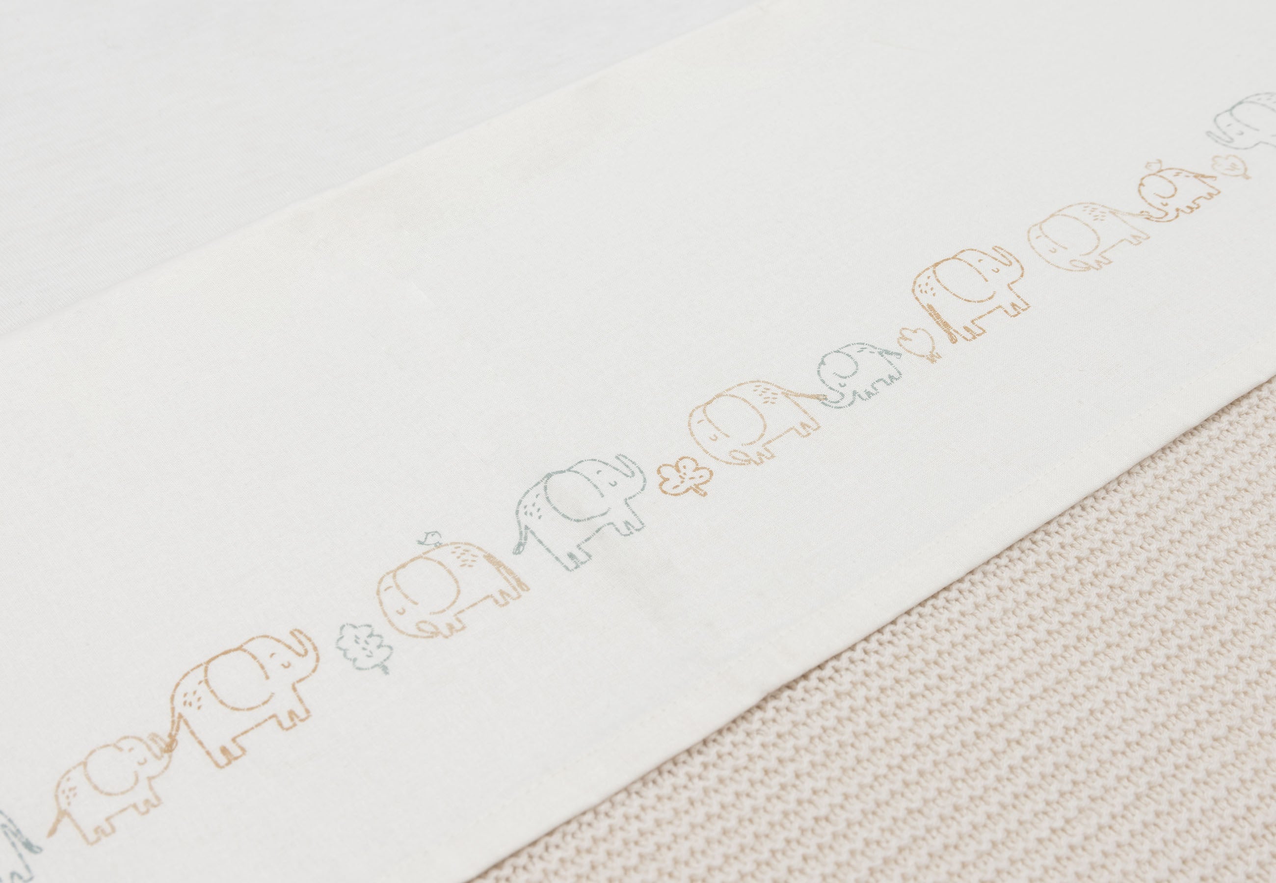 Jollein Laken Wieg 75x100cm | Elephant Tales Jollein Laken Wieg 75x100cm | Elephant Tales