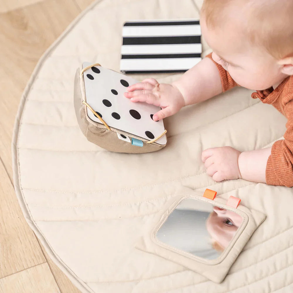 Done By Deer Baby Kaarthouder Met Contrast Kaarten | Deer Friends Sand Done By Deer Baby Kaarthouder Met Contrast Kaarten | Deer Friends Sand