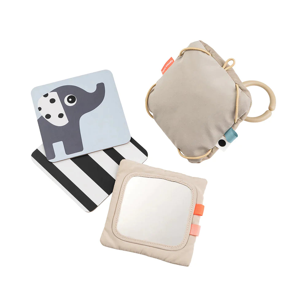Done By Deer Baby Kaarthouder Met Contrast Kaarten | Deer Friends Sand Done By Deer Baby Kaarthouder Met Contrast Kaarten | Deer Friends Sand