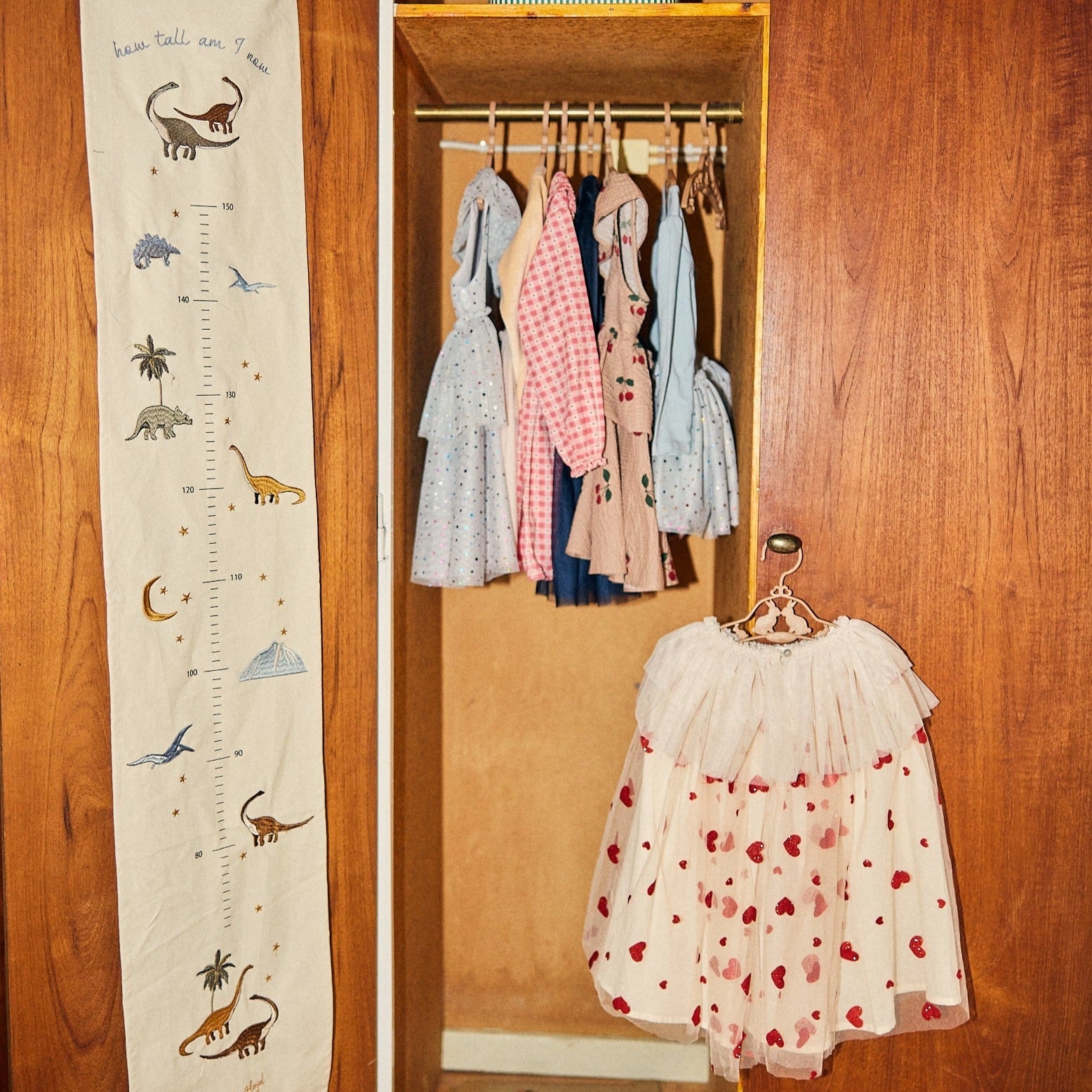 Konges Sløjd Meter How Tall Am I Now Dino | Seedpearl Konges Sløjd Meter How Tall Am I Now Dino | Seedpearl