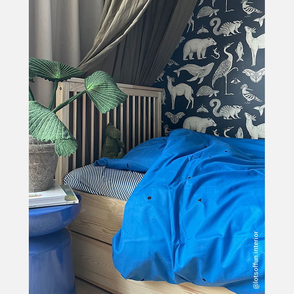 Studio Ditte Hoeslaken 90x200cm | Small Stripes Night Blue Studio Ditte Hoeslaken 90x200cm | Small Stripes Night Blue