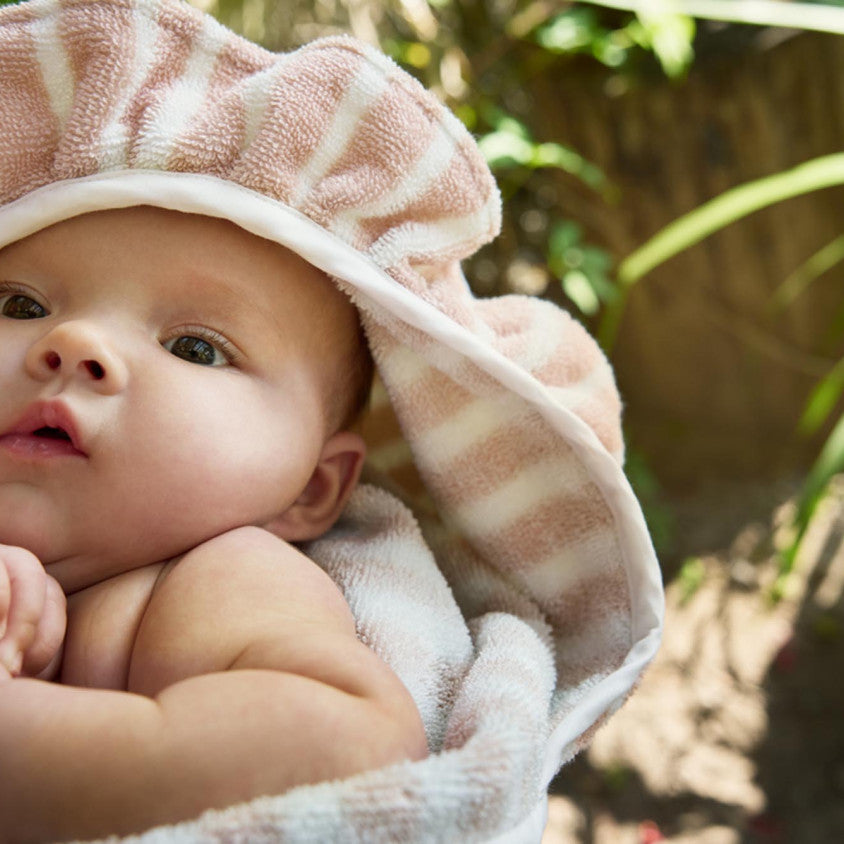 Elodie Details Badcape 80 x 80 cm | Candy Stripes Elodie Details Badcape 80 x 80 cm | Candy Stripes