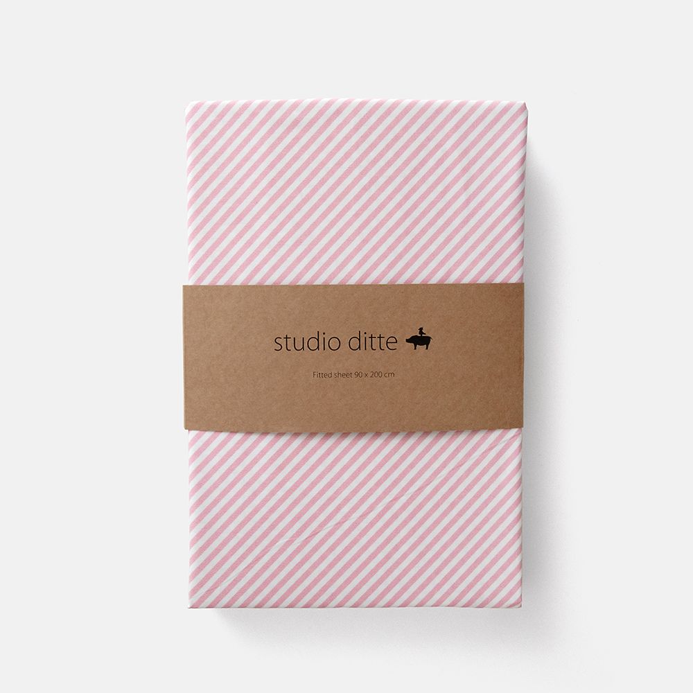 * Studio Ditte Hoeslaken Junior 70x150cm | Stripes Light Pink * Studio Ditte Hoeslaken Junior 70x150cm | Stripes Light Pink