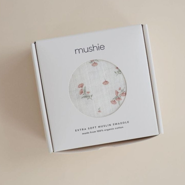 Mushie Hydrofiele Doek 120x120cm | Roze Bloemetjes Mushie Hydrofiele Doek 120x120cm | Roze Bloemetjes