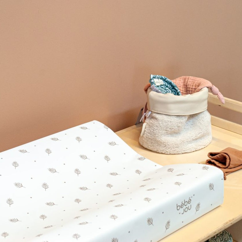 Bébé-Jou Verzorgingskussen 72x44 cm +0M | Pure Leaves Taupe Bébé-Jou Verzorgingskussen 72x44 cm +0M | Pure Leaves Taupe