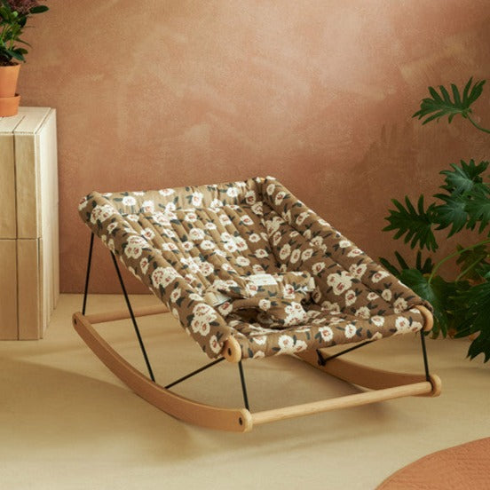 Nobodinoz Growing Green Baby Bouncer Hoes | Camellia Nobodinoz Growing Green Baby Bouncer Hoes | Camellia