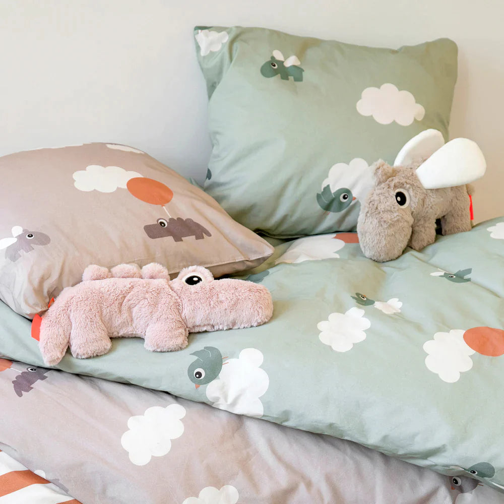 Done By Deer Bedset 100x140cm | Happy Clouds Green Done By Deer Bedset 100x140cm | Happy Clouds Green