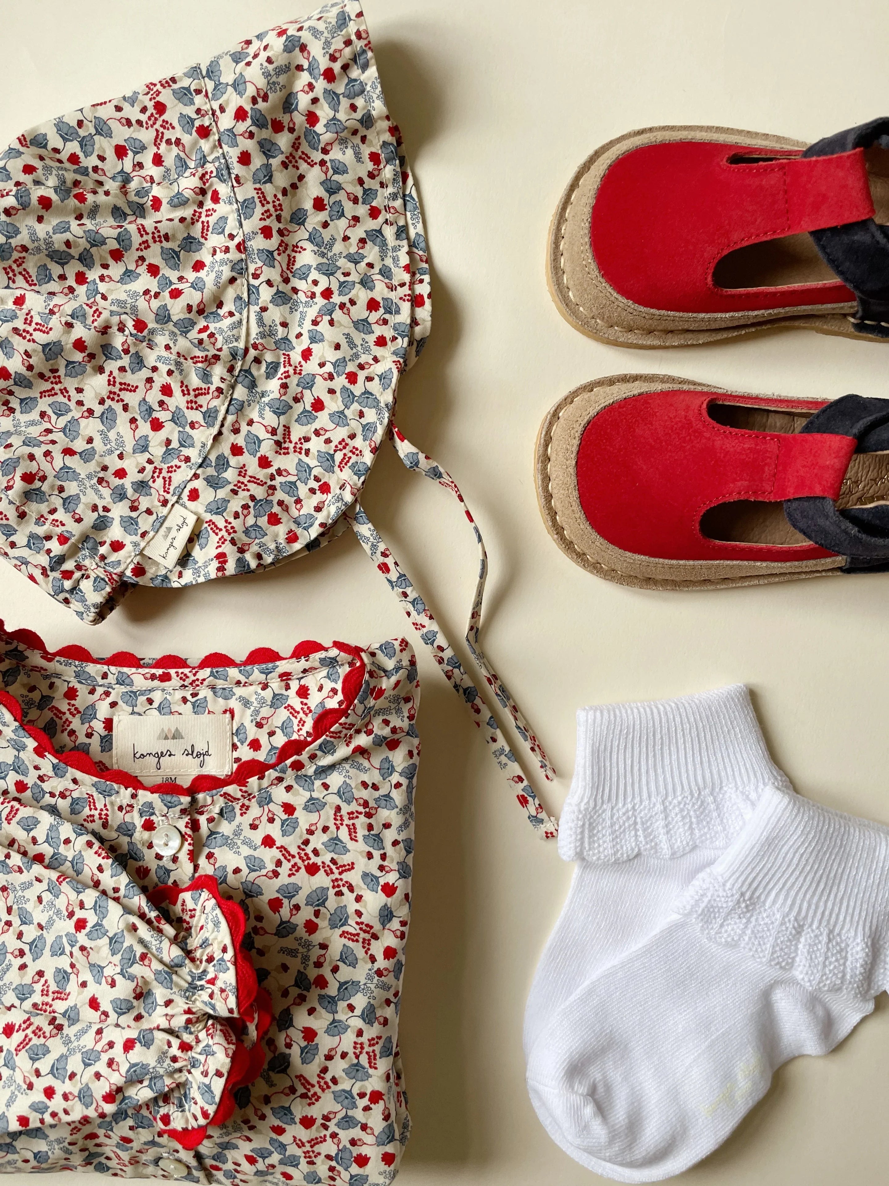 * Konges Sløjd Fiolina Bunnet Babymutsje | Marche De Fleur * Konges Sløjd Fiolina Bunnet Babymutsje | Marche De Fleur