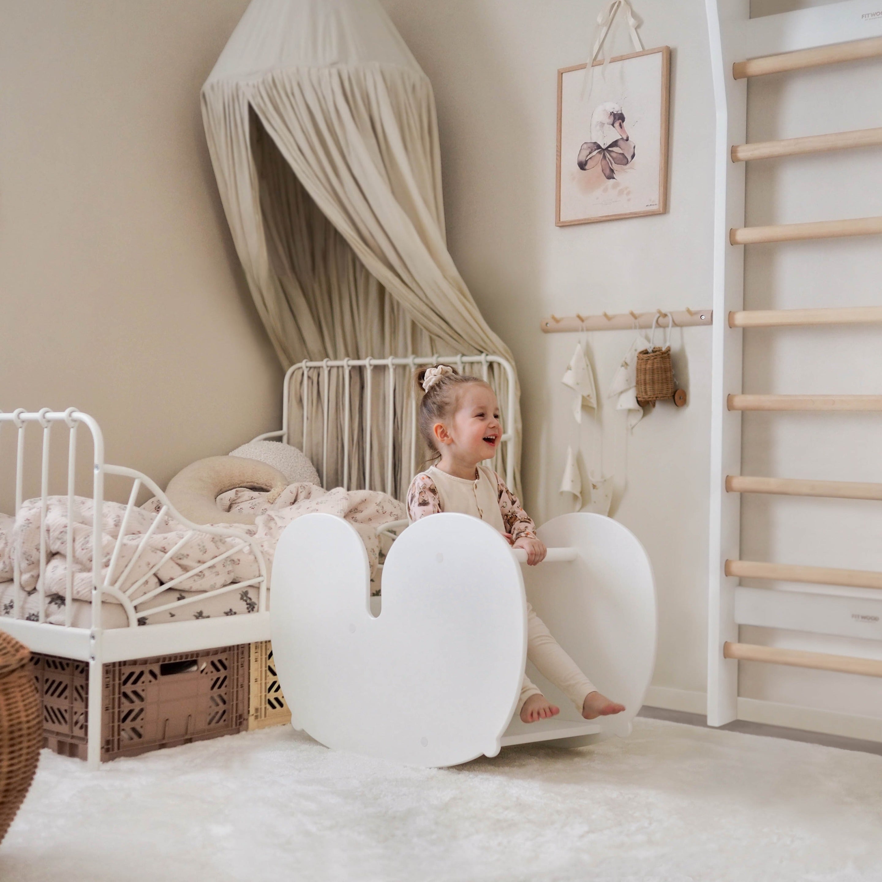 Fitwood Nuppu Rocking Horse Schommelpaard & Bureau | Wit Fitwood Nuppu Rocking Horse Schommelpaard & Bureau | Wit