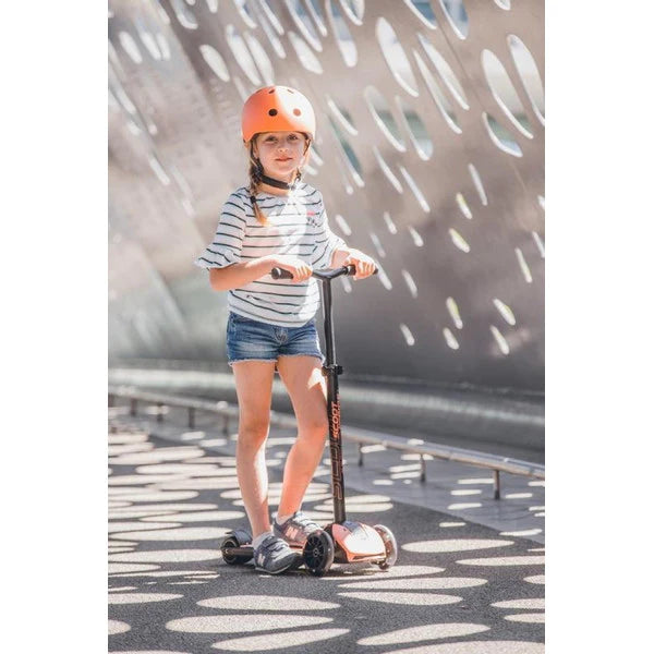 Scoot & Ride Step Highwaykick 5 | Peach LED Scoot & Ride Step Highwaykick 5 | Peach LED