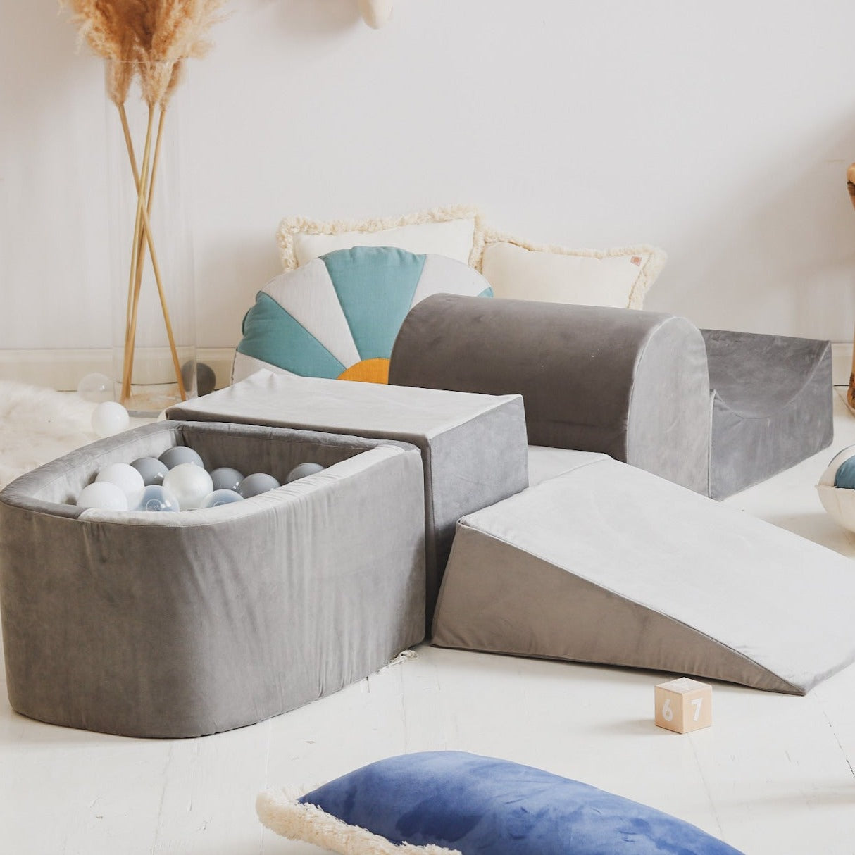 * Moje Hindernissenbaan met Ballen | Velvet Grey * Moje Hindernissenbaan met Ballen | Velvet Grey