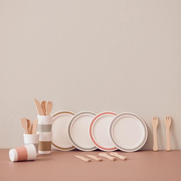 Kid's Concept Houten Bistro Eetset 4pers Kid's Concept Houten Bistro Eetset 4pers