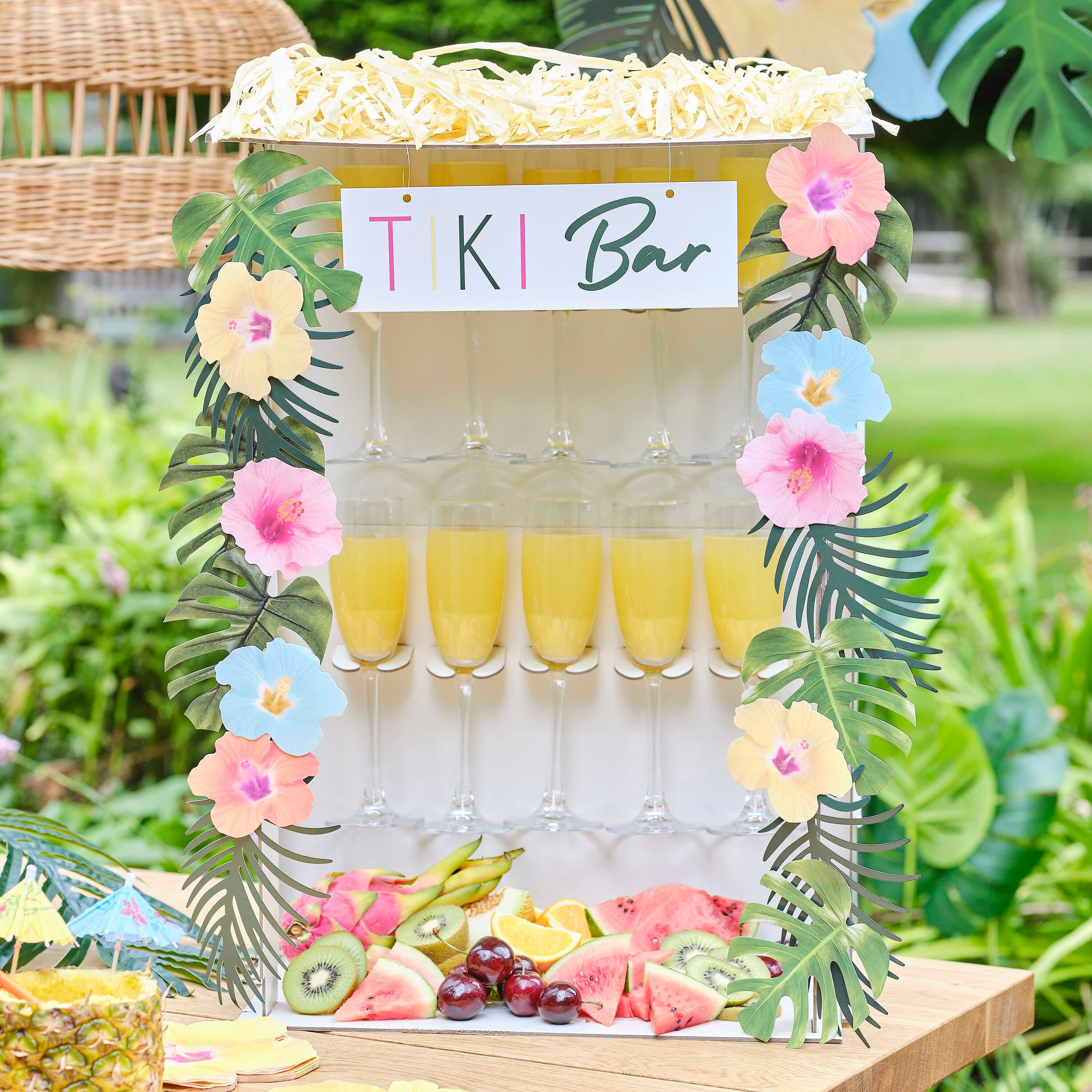 * Ginger Ray Hawaiian Tiki Bar* * Ginger Ray Hawaiian Tiki Bar*