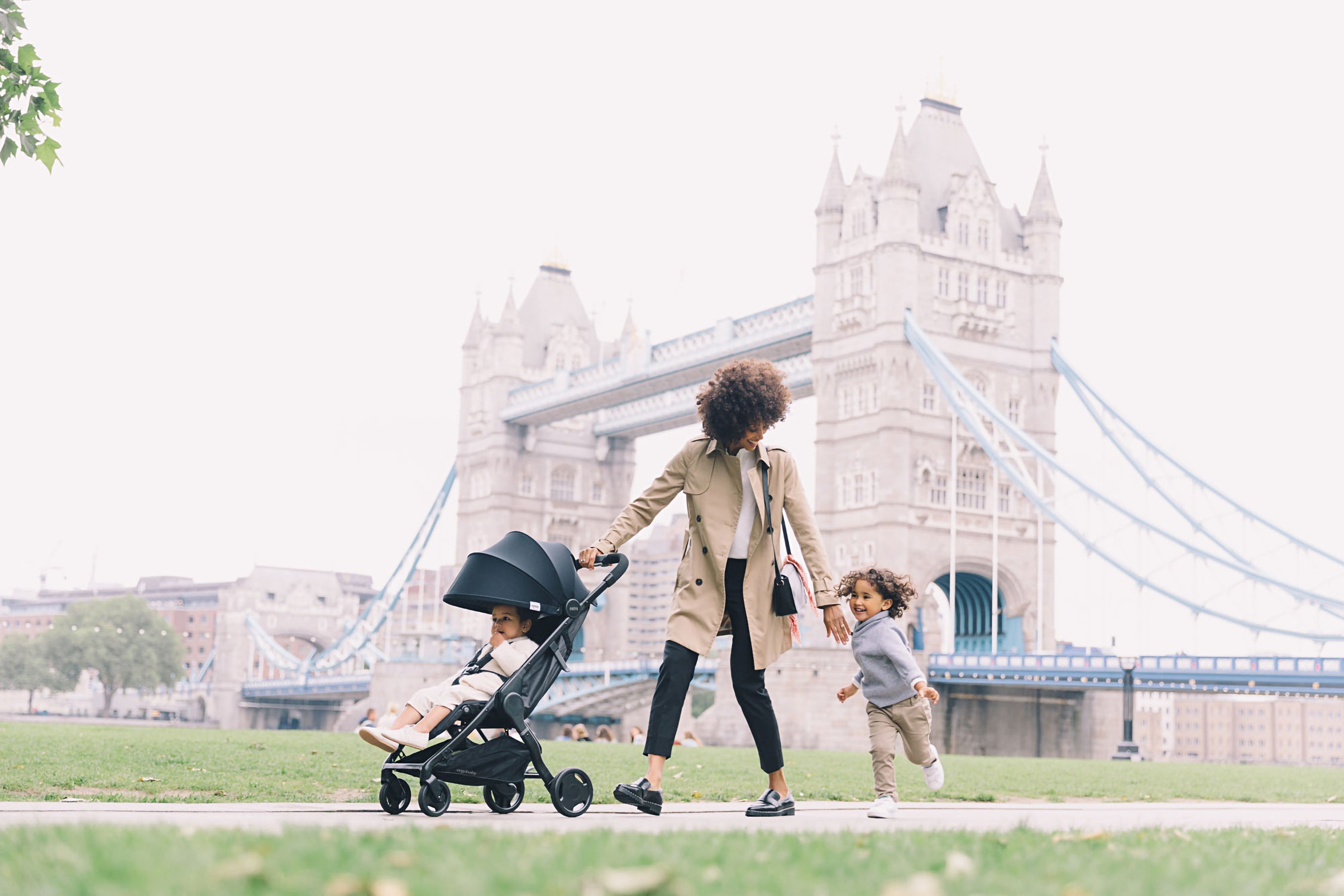 5 redenen waarom de Ergobaby Metro dé ideale compacte wandelwagen is!