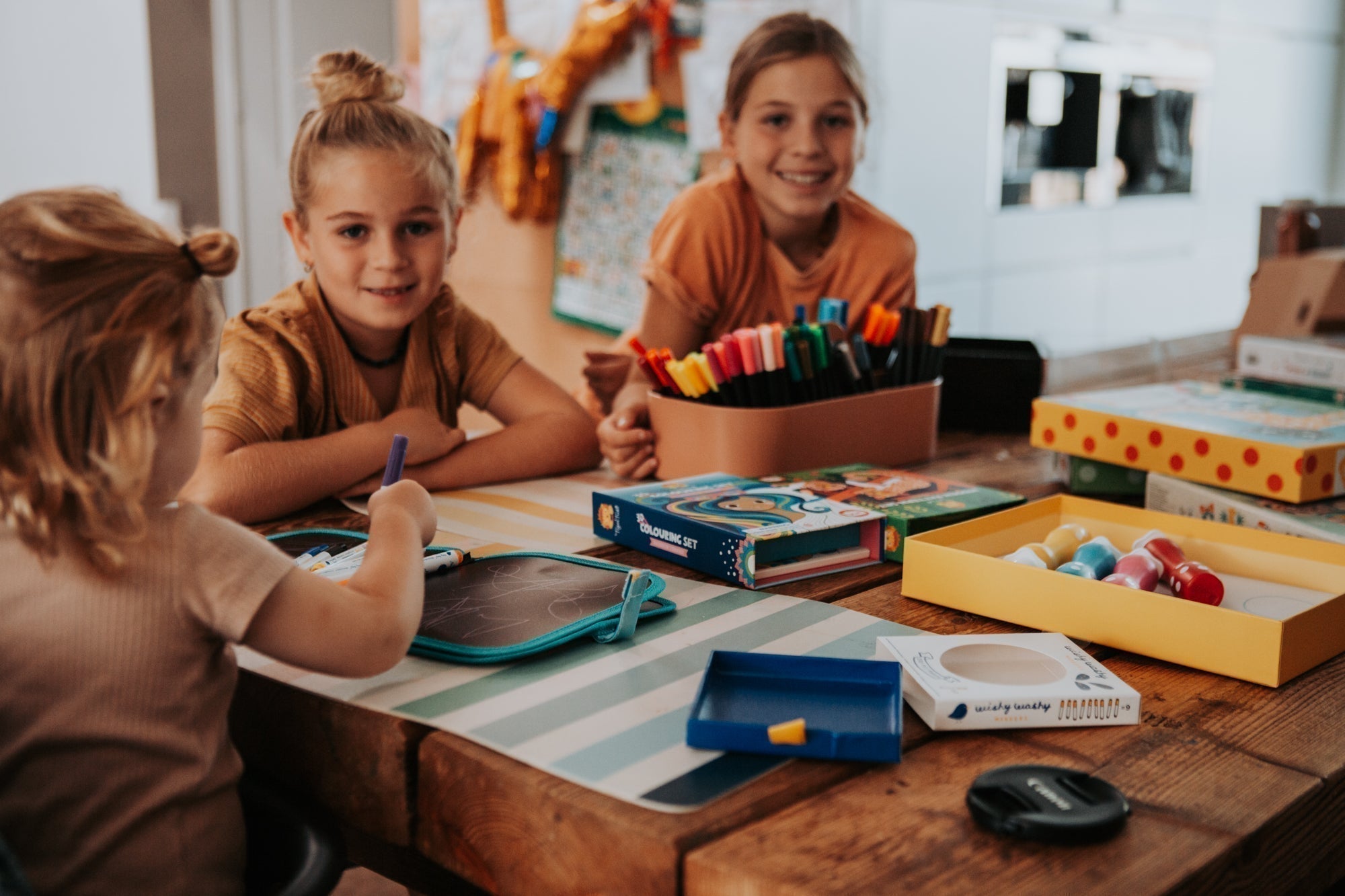 Hoe kan je je kids thuis entertainen? Ga creatief aan de slag!
