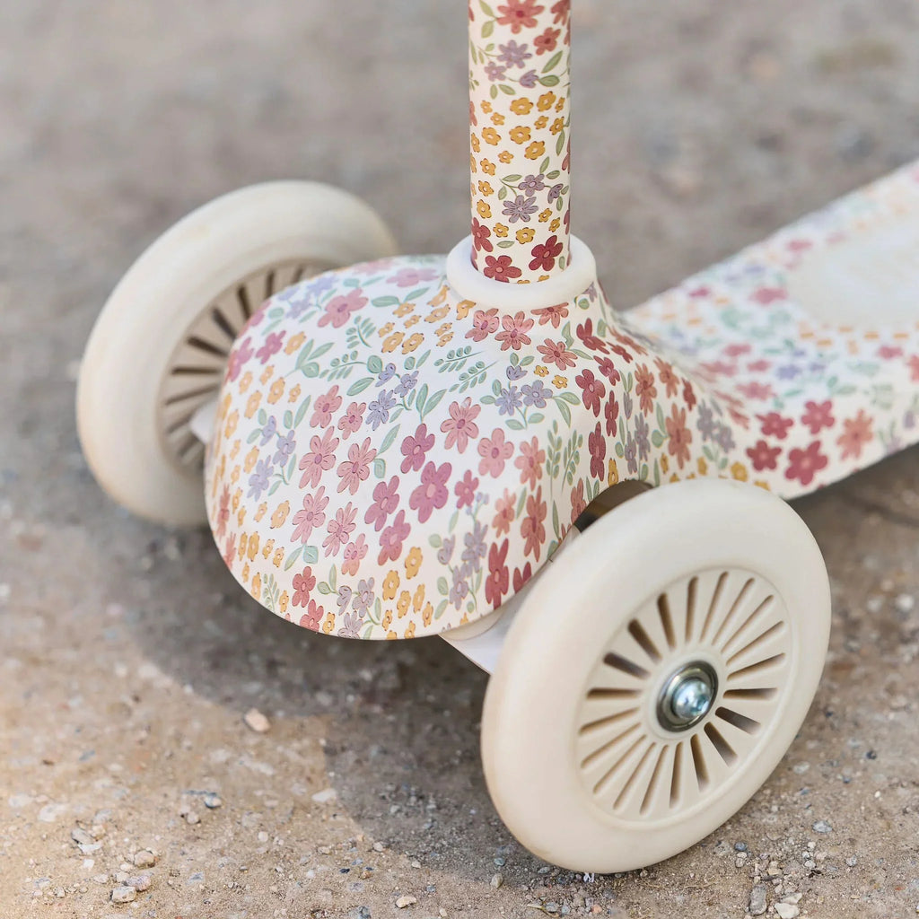 Little Dutch Step 3-wieler | White Sunny Flower