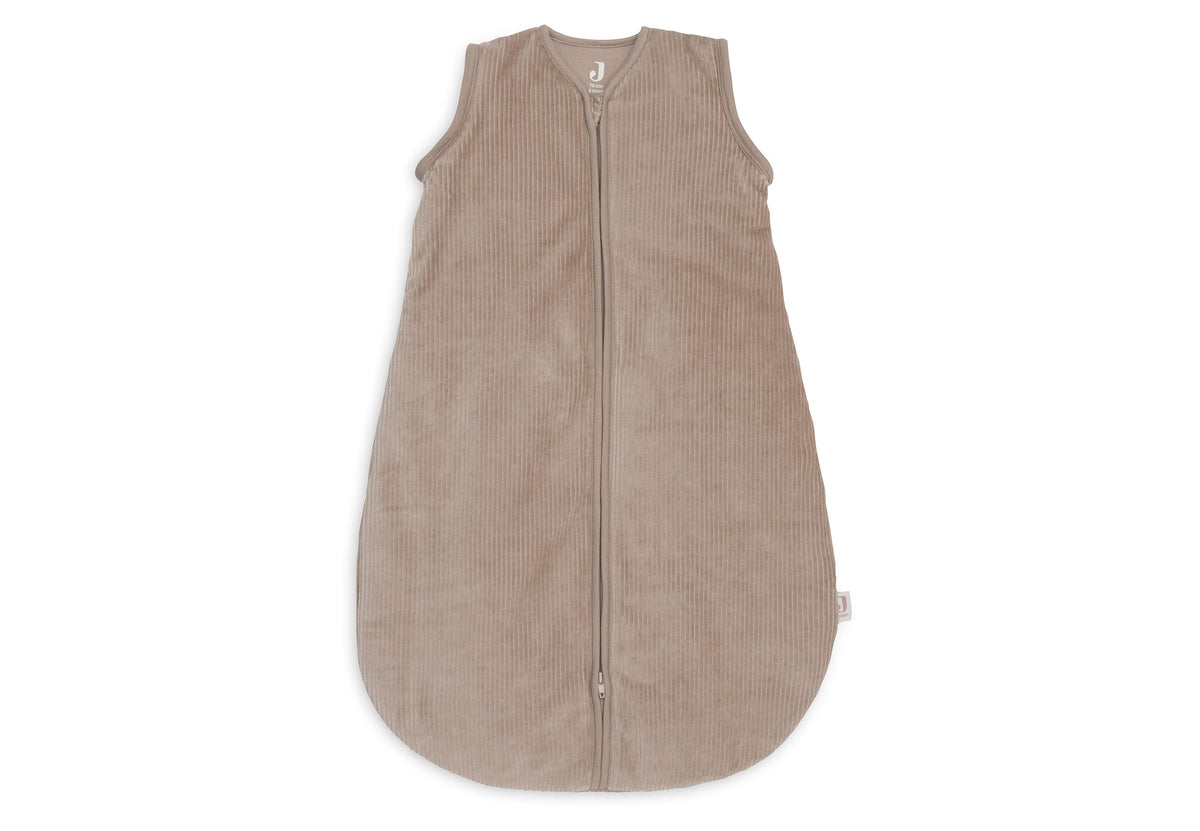 Jollein slaapzak met afritsbare mouw Rond 70 cm Rib in Milky Coffee, productfoto van de babyslaapzak, De Gele Flamingo