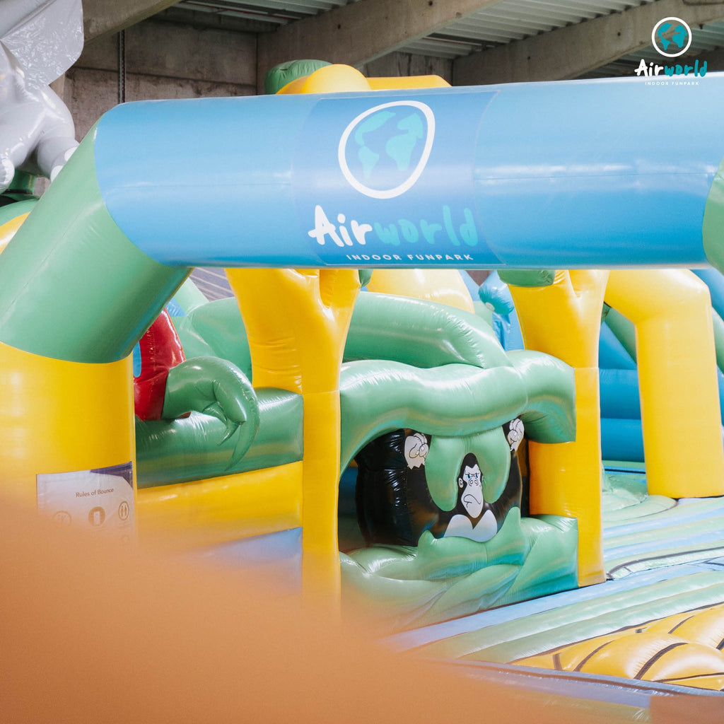 TICKET 🥳 Exclusief kinderfeest De Gele Flamingo @Airworld 2025