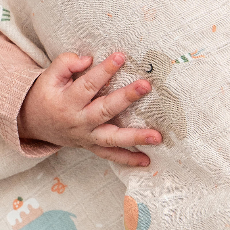 Done By Deer Hydrofiele Doek 120x120cm | Celebration Powder