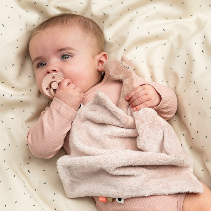 Done By Deer Knuffeldoekje | Raffi Powder