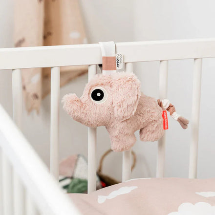 Done By Deer Muziekhanger | Elphee Powder