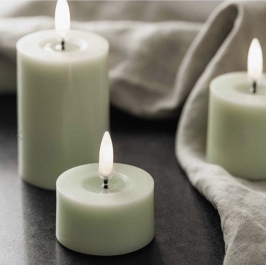 Uyuni LED Kaars Pillar Melted Candle 5x4,5 cm | Nordic Dusty Green