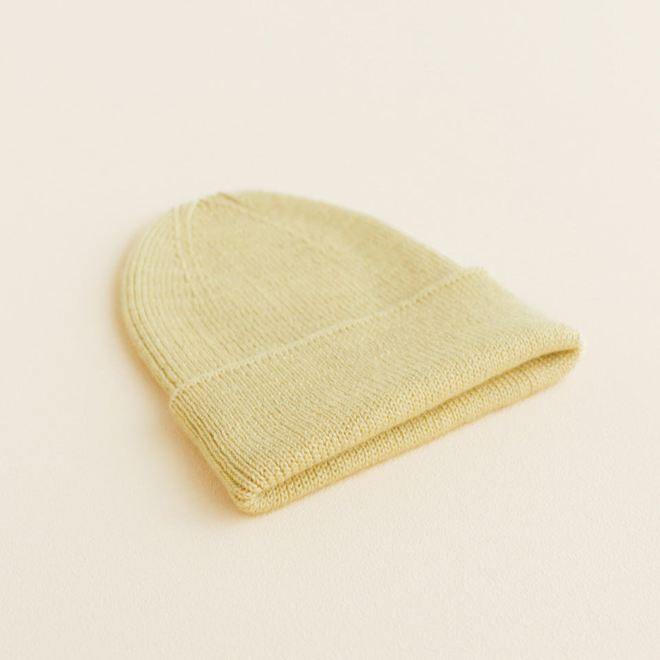 Hvid Newborn Beanie Fonzie 0-6M | Light Yellow