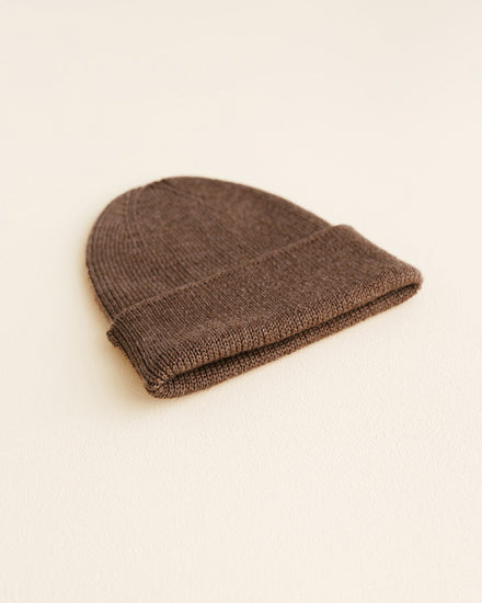 Hvid Newborn Beanie Fonzie 0-6M | Mocha