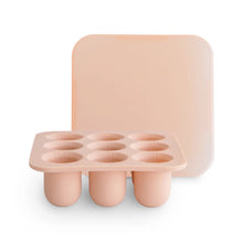 Mushie Diepvries Tray Feeder | Blush