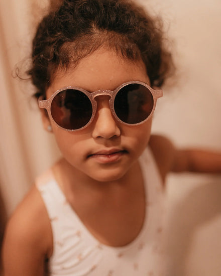 Mrs. Ertha Zonnebril Glee Sunnies | 2-10Y Glitter Blush