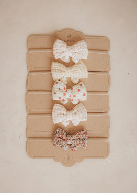 Mrs. Ertha Little Bow Haarband | Organic Squares