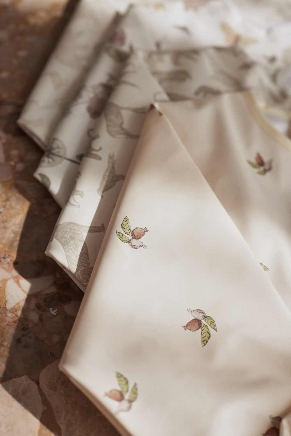 Jollein Slab Waterproof Met Mouwen | Animals Olive Green