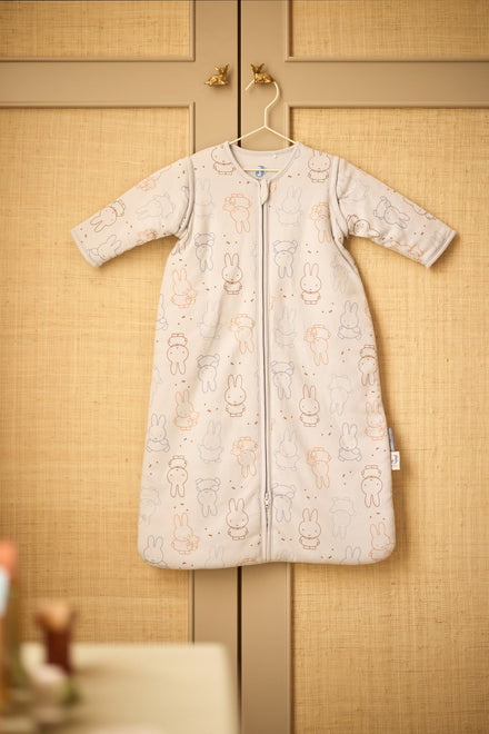 Jollein slaapzak Miffy Moments Cloud Blue naast andere prints uit de Miffy collectie, De Gele Flamingo