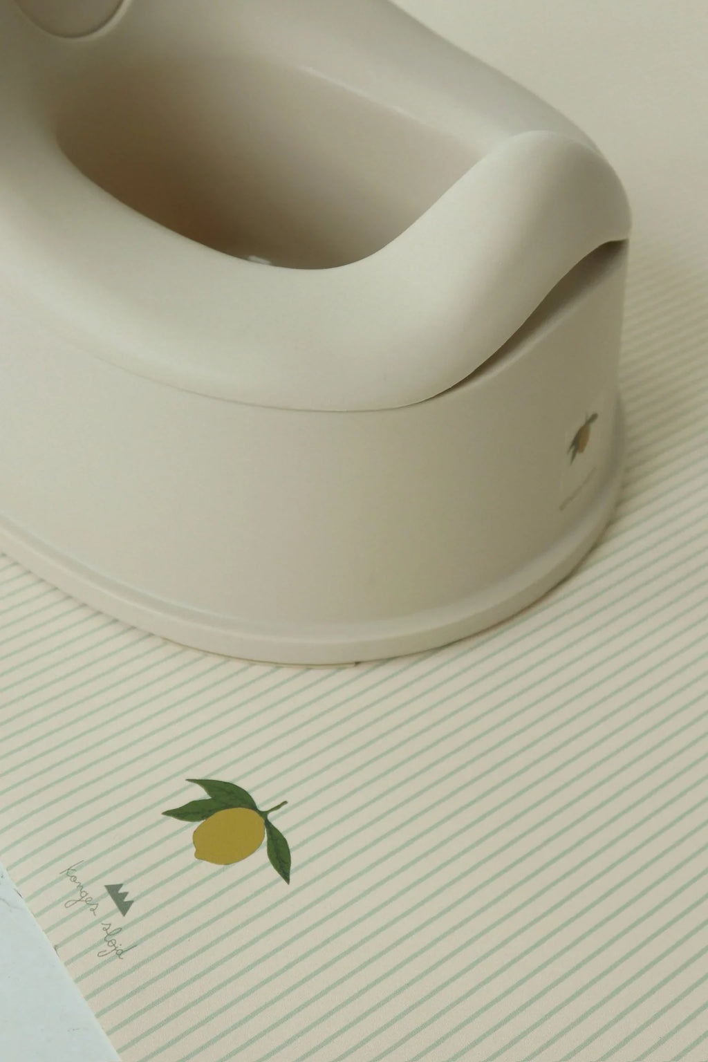 Konges Sløjd My First Potty | Lemon