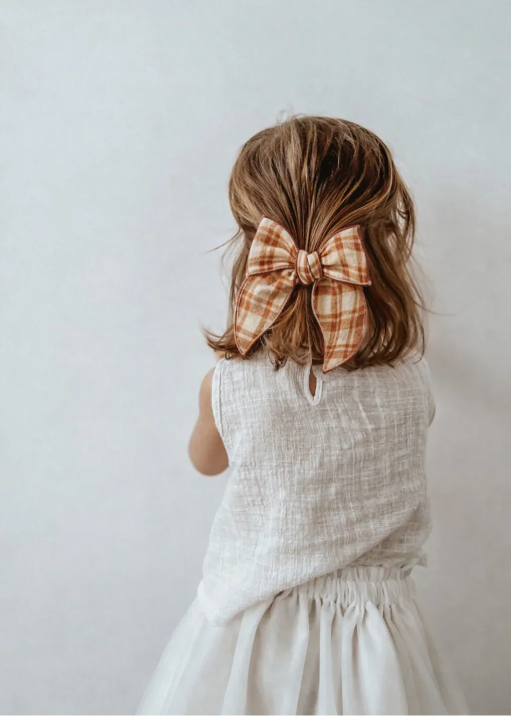 Mrs. Ertha Fable Bow Clip | Honey Plaid