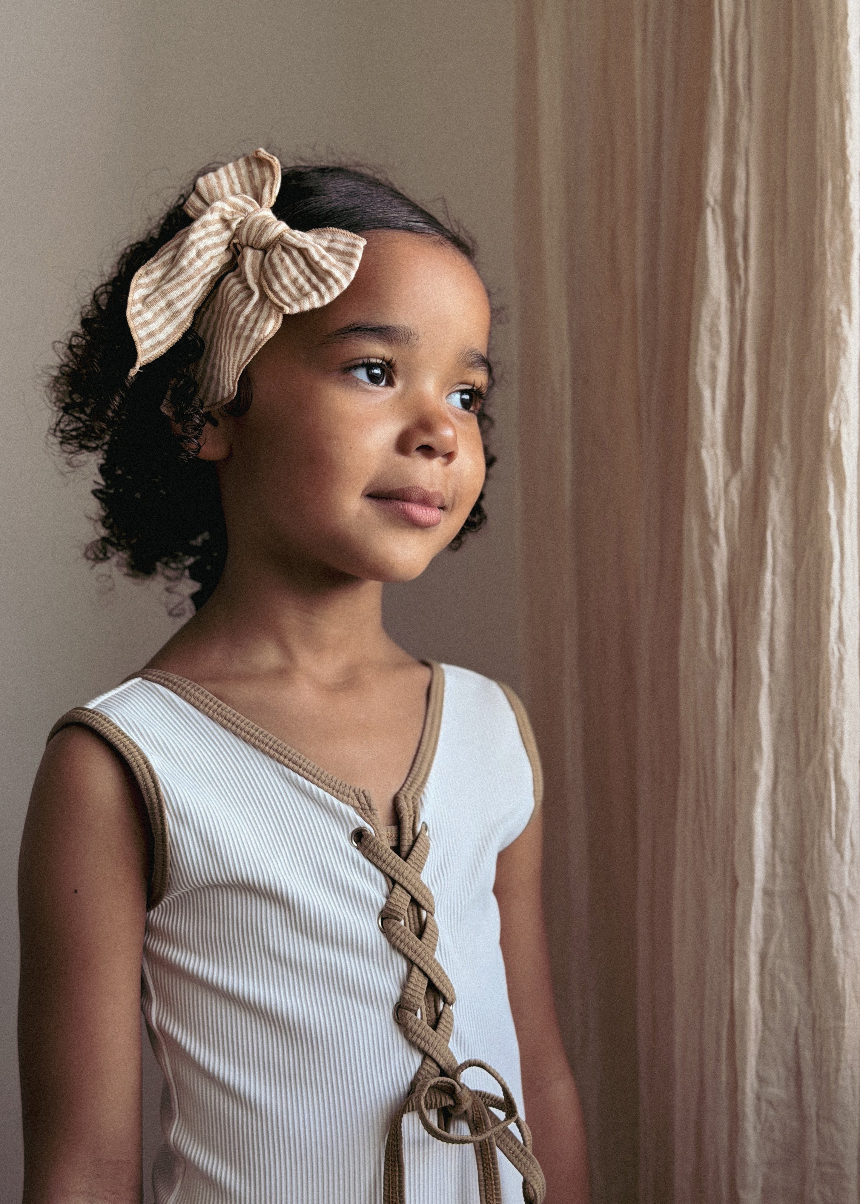 Mrs. Ertha Fable Bow Clip | Toffee Lines