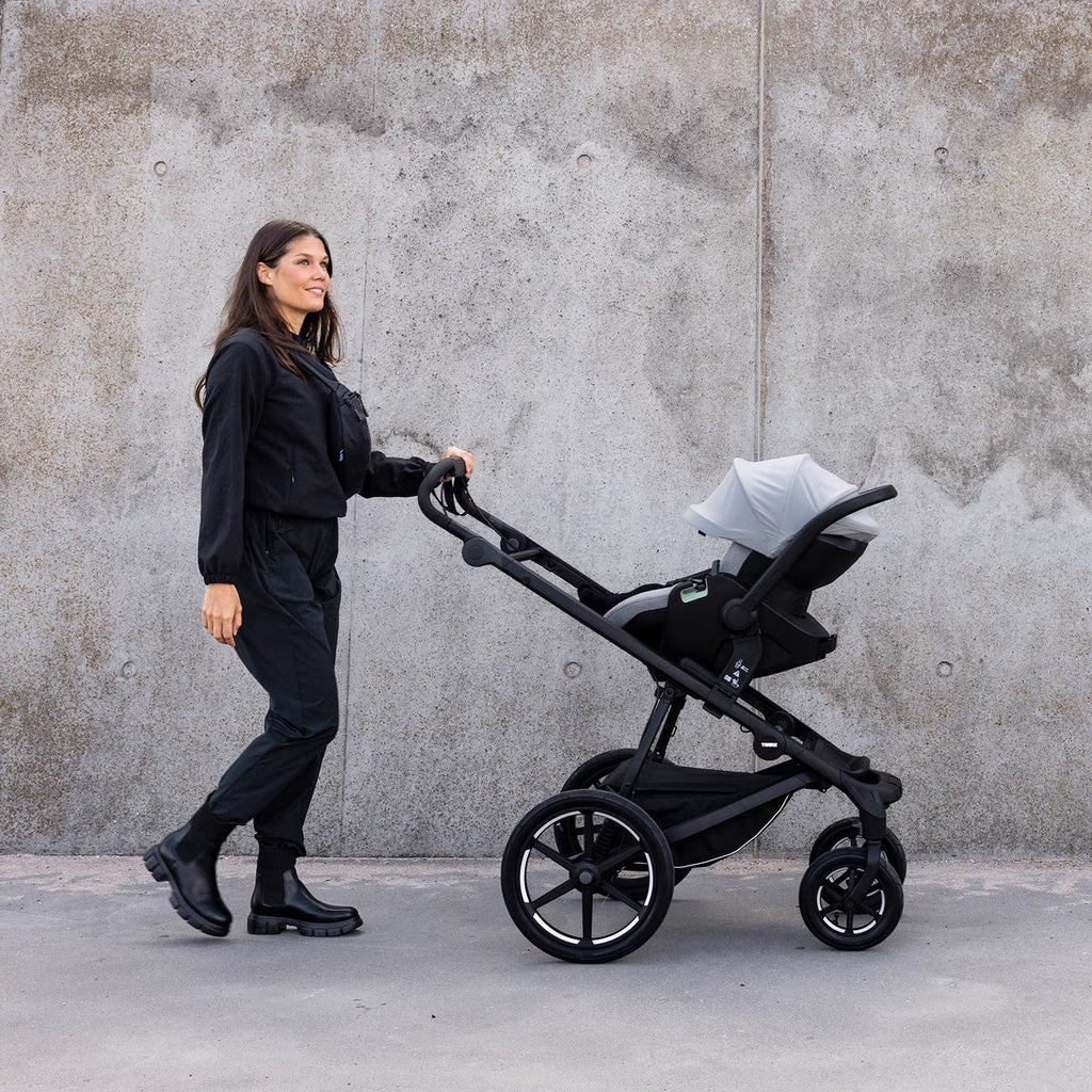 Thule Maple Autostoel | Black