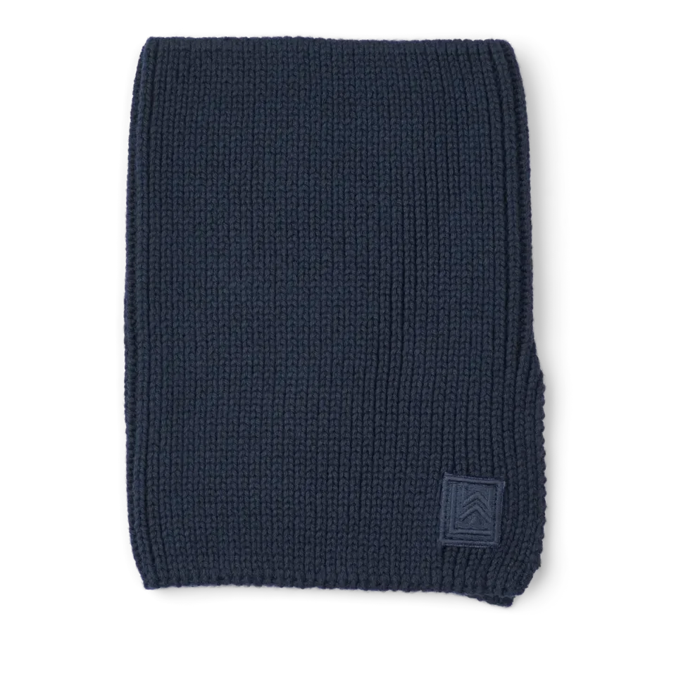 Liewood Mathias Neckwarmer in Classic Navy, gebreide nekwarmer met hoge kraag voor kinderen