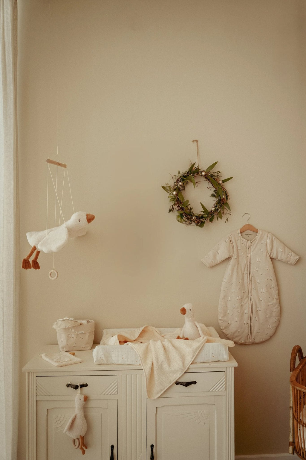 Little Dutch Slinger Met Vlaggetjes Little Goose | Beige