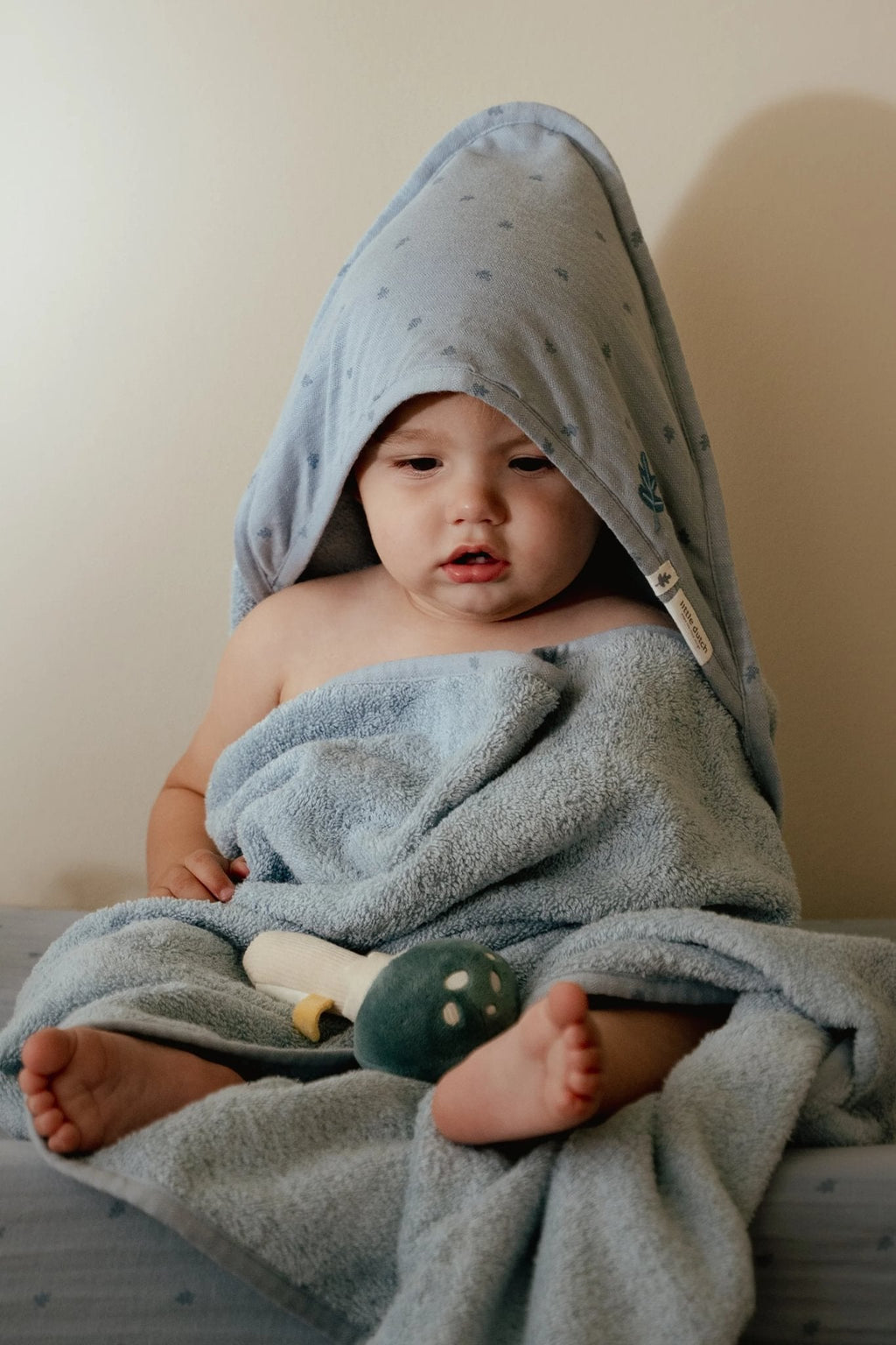 Little Dutch Badcape 75x75 | Pure Denim Blue