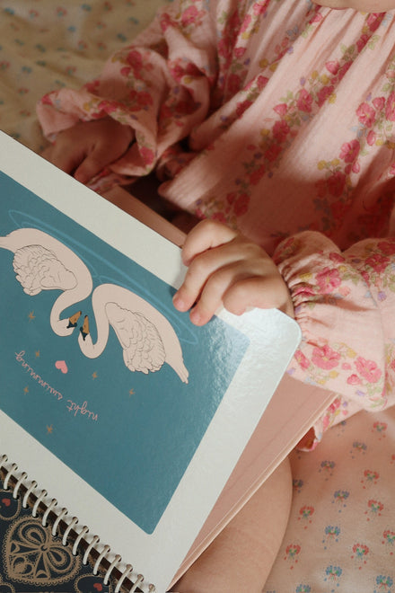 * Konges Sløjd Magisch Waterkleurboek | Eenhoorn