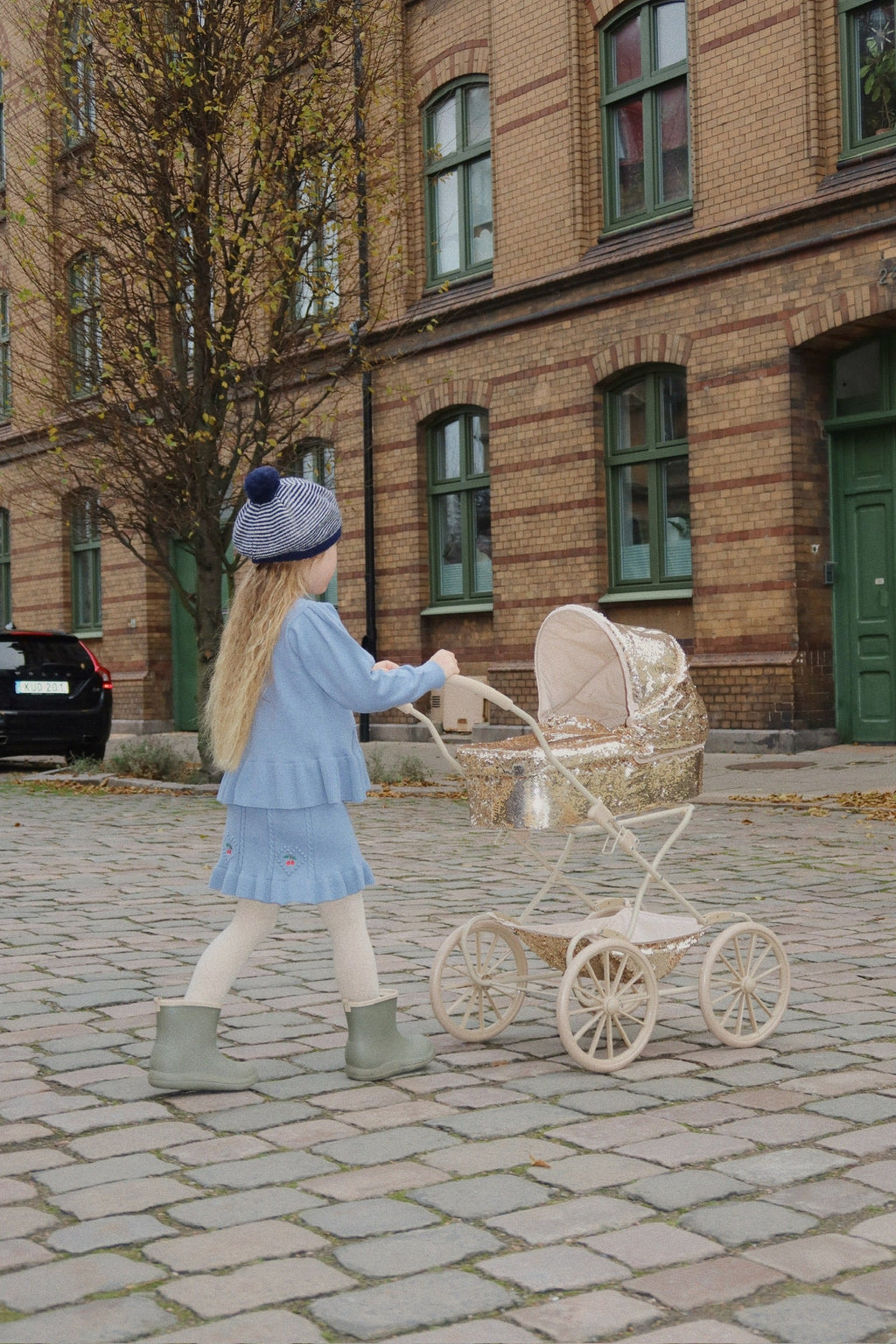 Konges Sløjd Sparkly Poppen Kinderwagen | Cherry