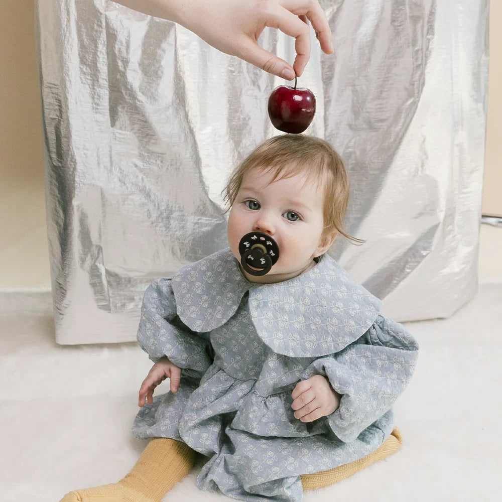 Bibs Fopspeen Size 2 Latex Rond Studio 2 Pack | Holiday Bow Ivory/Plum