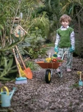 KINDER HARK VOOR DE ALLERKLEINSTE TUINLIEFHEBBERS KINDER HARK VOOR DE ALLERKLEINSTE TUINLIEFHEBBERS