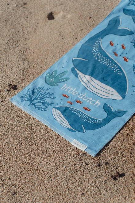 Little Dutch Strandhanddoek 60x120 | Ocean World Blue