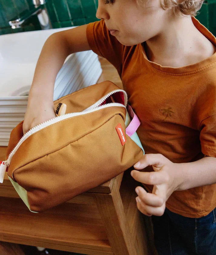 Hello Hossy Toilettas | Mini Straw