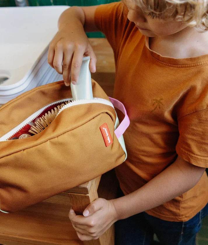 Hello Hossy Toilettas | Mini Straw