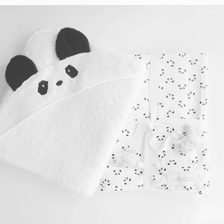 Liewood Badcape XL 100 x 100cm Panda - DE GELE FLAMINGO - 2