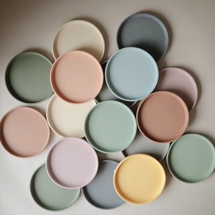 Mushie Silicone Bord Rond Met Zuignap | Powder Blue