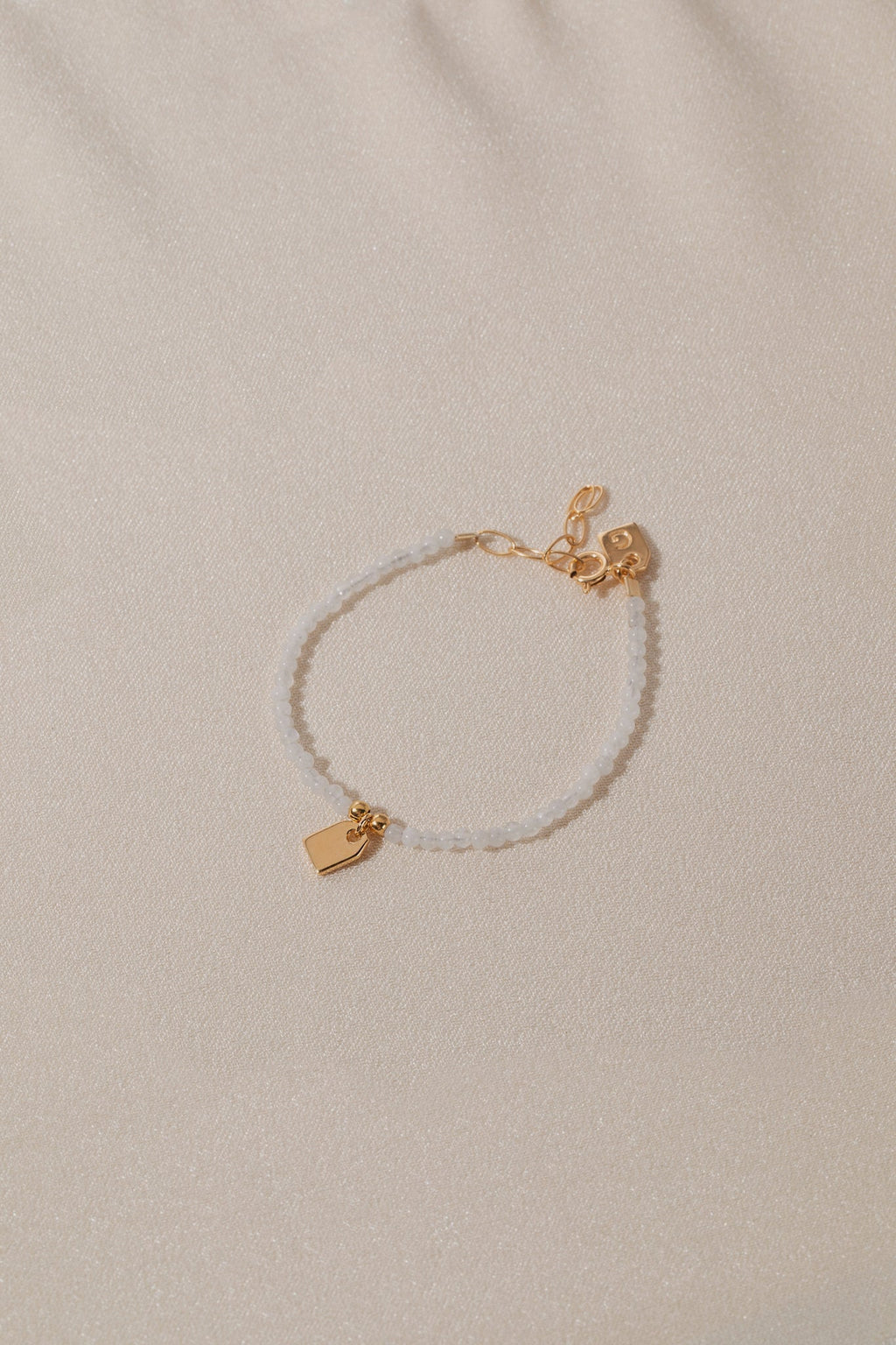 Galore Armband Birthstone June Moonstone & Tag | Goud